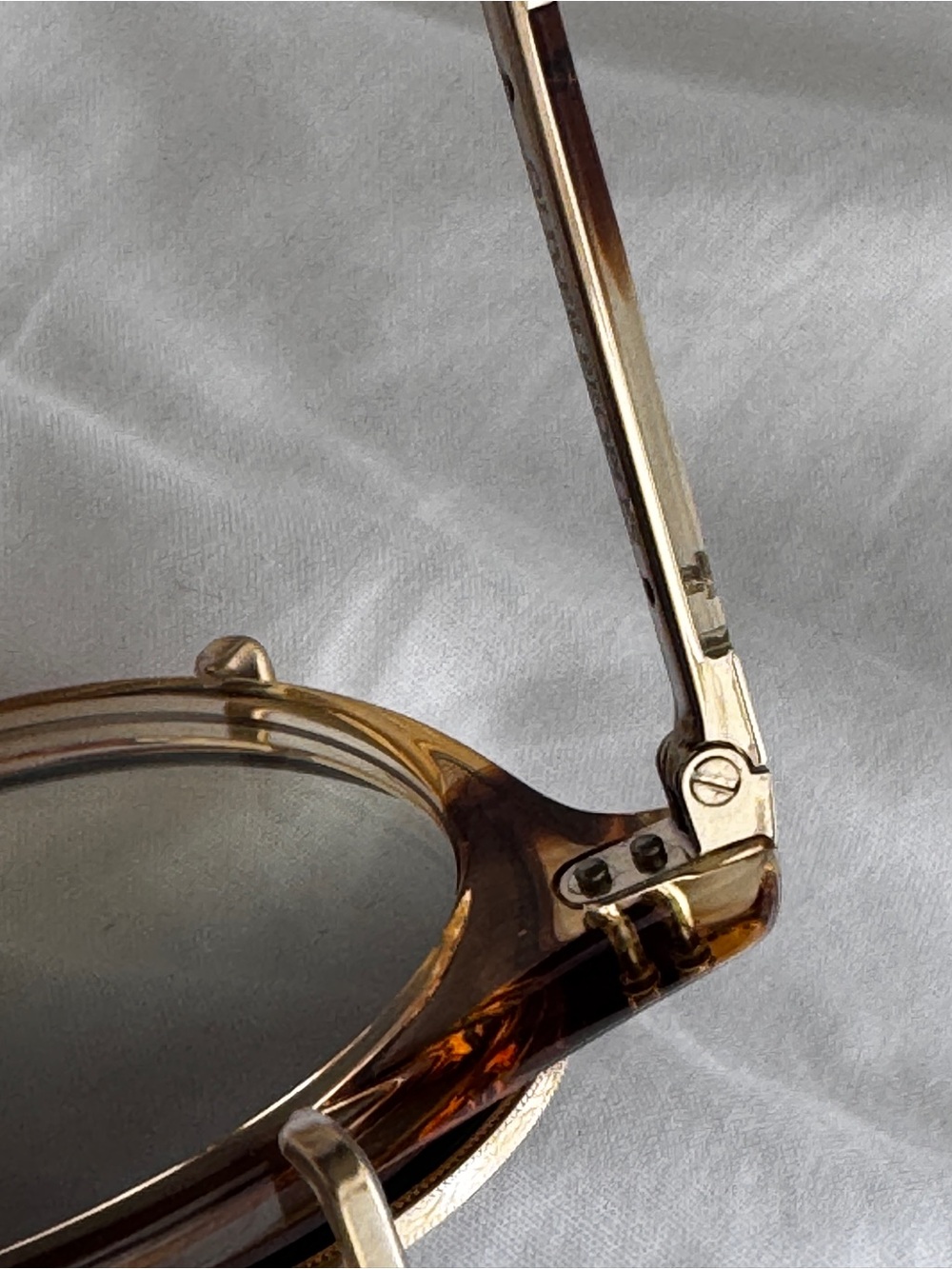 Oliver Peoples // Brunello Cucinelli Round Tortoiseshell Sunglasses - Picture 12 of 12